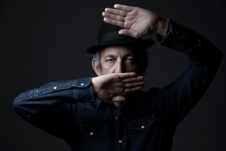 Arthur H enchante avec son double maléfique Arthur H enchante avec son double maléfique