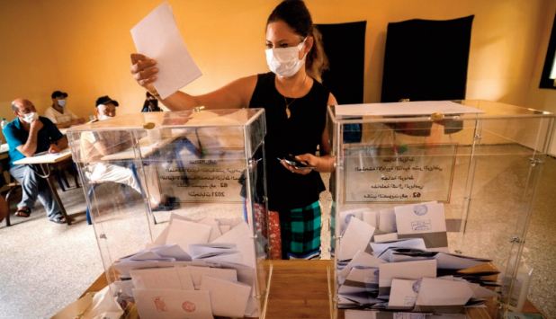 Elections 2021: De l’avis des observateurs, la participation massive de la population des provinces du Sud aux élections consacre son attachement indéfectible et son appartenance structurelle à la mère patrie Elections 2021: De l’avis des observateurs, la participation massive de la population des provinces du Sud aux élections consacre son attachement indéfectible et son appartenance structurelle à la mère patrie