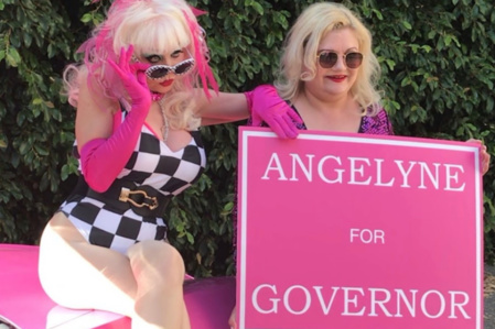 Angelyne, l'éternelle starlette qui rêve de devenir gouverneure de Californie Angelyne, l'éternelle starlette qui rêve de devenir gouverneure de Californie