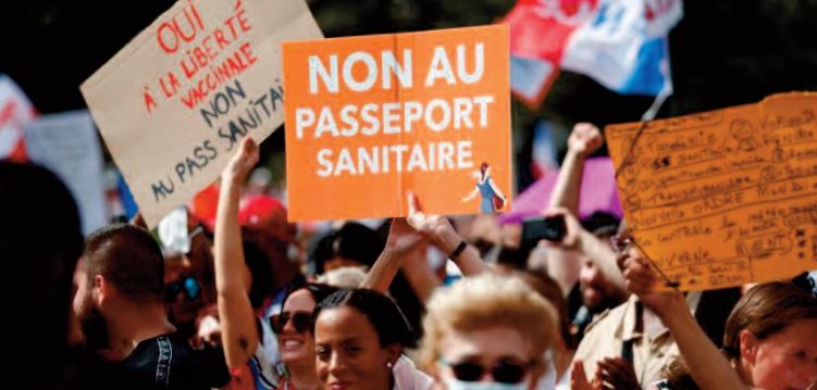 Dixième mobilisation des “ réfractaires ” à la vaccination et anti-pass en France Dixième mobilisation des “ réfractaires ” à la vaccination et anti-pass en France