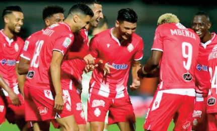 Botola Pro 1: Un fauteuil pour 3 leaders Botola Pro 1: Un fauteuil pour 3 leaders