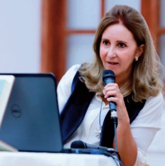 Rencontre à la Villa des arts avec l'écrivaine Souad Jamaï Rencontre à la Villa des arts avec l'écrivaine Souad Jamaï