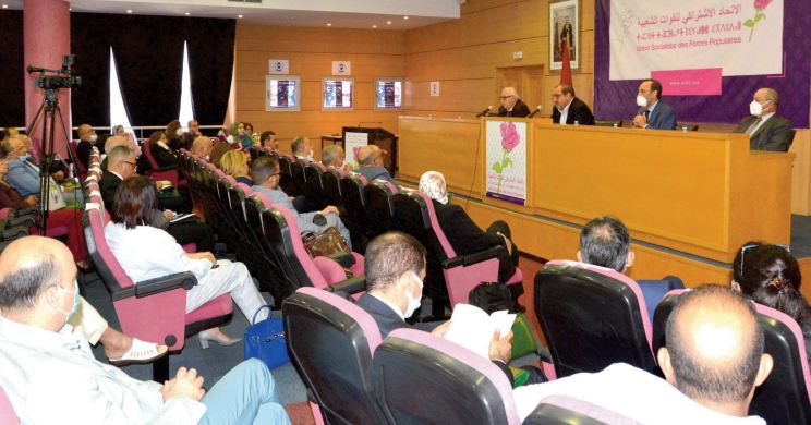 Le Premier secrétaire se réunit avec les deux Groupes socialistes Le Premier secrétaire se réunit avec les deux Groupes socialistes