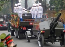 Le Vietnam  fait ses adieux  au général Giap