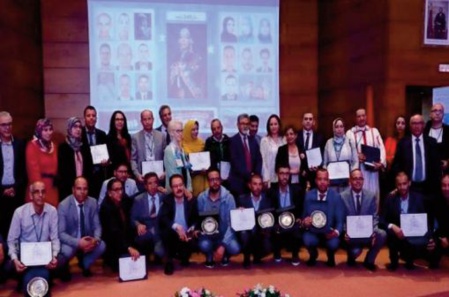 Remise à Rabat du Prix de la culture amazighe