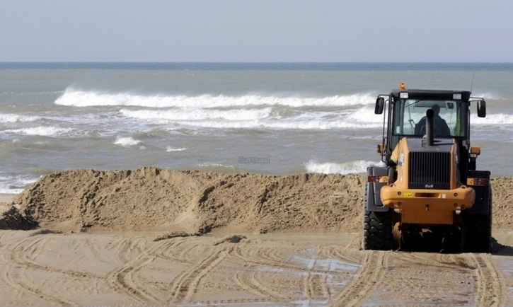 Le gouvernement Benkirane abandonne la taxe sur le sable Le gouvernement Benkirane abandonne la taxe sur le sable