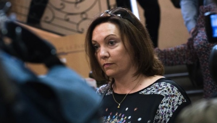 Une institutrice française relaxée après la pendaison d’un de ses élèves Une institutrice française relaxée après la pendaison d’un de ses élèves