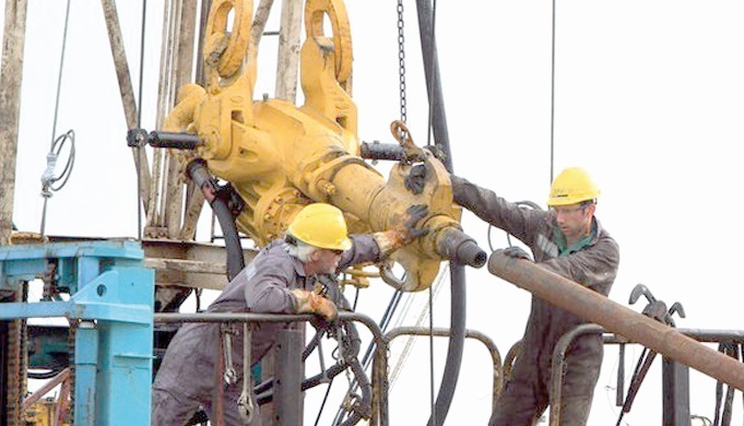 L’exploration pétrolière passe à la vitesse supérieure L’exploration pétrolière passe à la vitesse supérieure