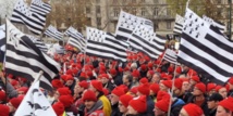 Le gouvernement français rejette l'ultimatum breton sur l'écotaxe Le gouvernement français rejette l'ultimatum breton sur l'écotaxe