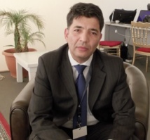 Hasni Abidi : “Un des dangers de la transition politique restel’impatience. Le citoyen arabe est un être impatient par nature” Hasni Abidi : “Un des dangers de la transition politique restel’impatience. Le citoyen arabe est un être impatient par nature”