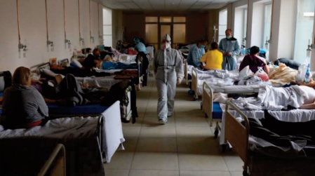 A Kiev, une nouvelle vague du Covid fait doubler les crémations