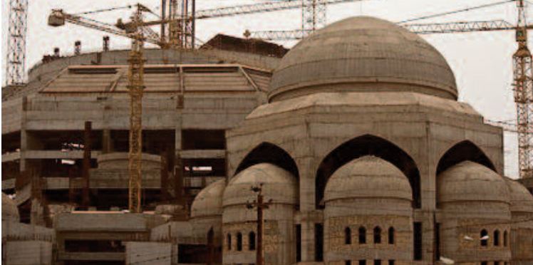 A Bagdad, une mosquée de l'ère Saddam cristallise les divisions A Bagdad, une mosquée de l'ère Saddam cristallise les divisions