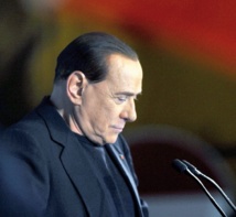 Silvio Berlusconi chassé du parlement italien Silvio Berlusconi chassé du parlement italien