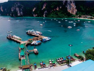 Dévastées par le tourisme de masse, les îles Phi Phi promettent de se réinventer