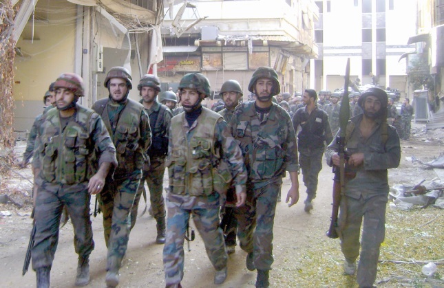 Violents tirs d'artillerie de l'armée contre une région clé près de Damas Violents tirs d'artillerie de l'armée contre une région clé près de Damas