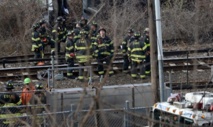 Recherche des causes du déraillement d’un train à New York Recherche des causes du déraillement d’un train à New York