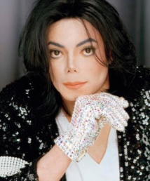 Les célébrités décédées qui gagnent le plus d’argent : Michael Jackson Les célébrités décédées qui gagnent le plus d’argent : Michael Jackson
