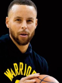 Stephen Curry La fine gâchette qui a changé le basket Stephen Curry La fine gâchette qui a changé le basket