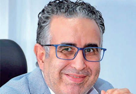 Pr. Azeddine Ibrahimi : La lutte contre le variant Omicron passe par le respect des mesures préventives et la vaccination