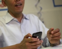 Insolite : Obama n'a pas droit à un iPhone