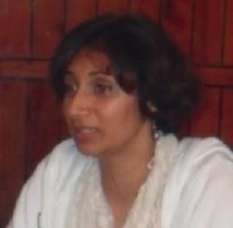 Wafae Gamrani, présidente de l’Alliance franco-marocaine d’Essaouira, dans une lettre à François Hollande Wafae Gamrani, présidente de l’Alliance franco-marocaine d’Essaouira, dans une lettre à François Hollande