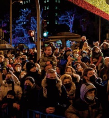 Les spectateurs de retour pour la parade de l'Epiphanie à Madrid