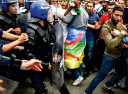 L'Algérie commence la nouvelle année 2022 avec plus de 316 détenus politiques L'Algérie commence la nouvelle année 2022 avec plus de 316 détenus politiques