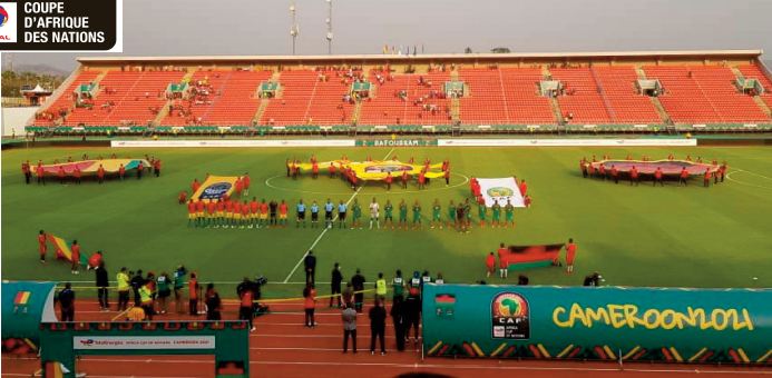 La peur des stades vides au Cameroun