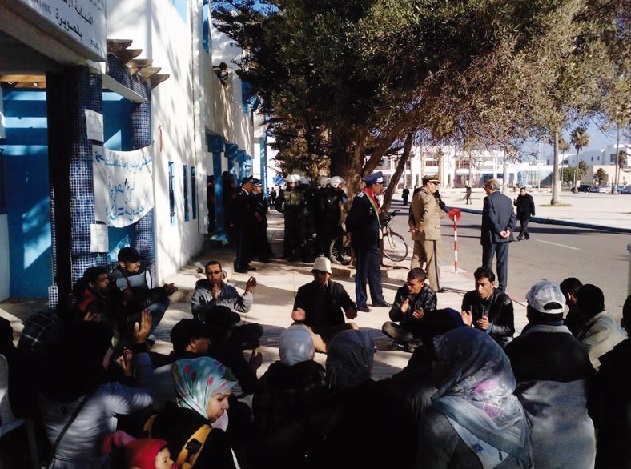 Intervention musclée contre un sit-in des professeurs contractuels à Essaouira