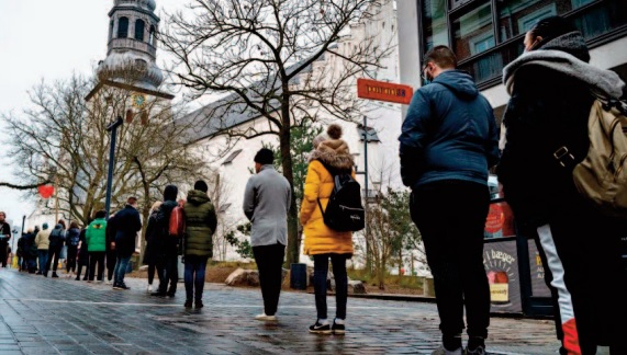 En dépit des cas record, le Danemark compte lever ses restrictions