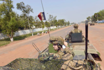 Les pays africains évacuent leurs ressortissants de Centrafrique Les pays africains évacuent leurs ressortissants de Centrafrique