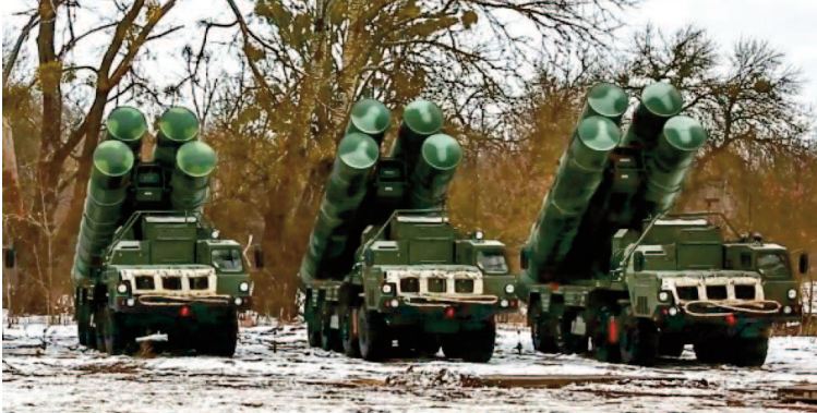 La Russie lance des manoeuvres militaires au Bélarus en pleine crise ukrainienne