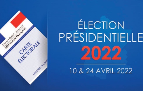 Présidentielle française A droite, la “guerre des trois” s'intensifie