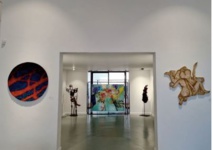 Vernissage à Rabat de l'exposition collective “Carte blanche à Mahi Binebine ”