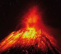Comment les supervolcans entrent-ils en éruption ?