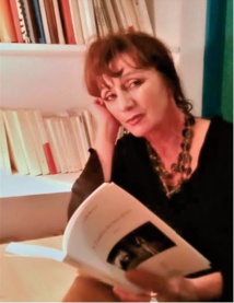 Lucile Bernard: L’auteur raconte toujours la même histoire, sous des formes différentes Lucile Bernard: L’auteur raconte toujours la même histoire, sous des formes différentes