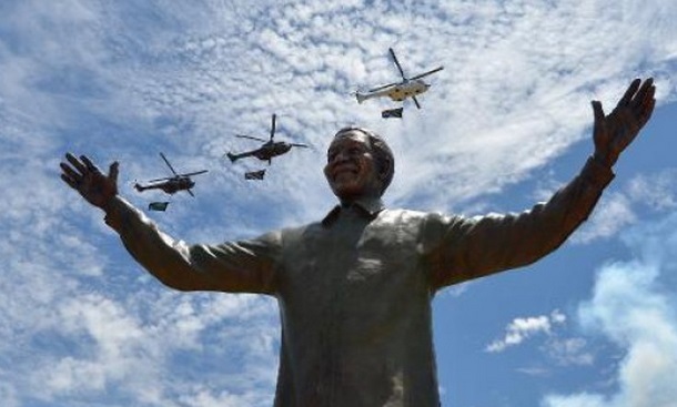 Insolite : On va retirer un lapin de l’oreille de Mandela Insolite : On va retirer un lapin de l’oreille de Mandela