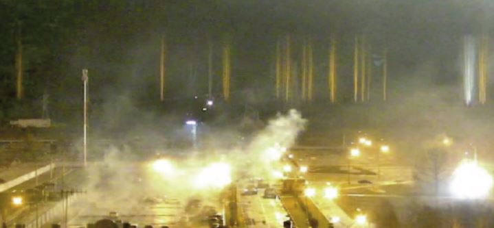 Les forces russes occupent la plus grande centrale nucléaire d'Europe après l'avoir bombardée Les forces russes occupent la plus grande centrale nucléaire d'Europe après l'avoir bombardée
