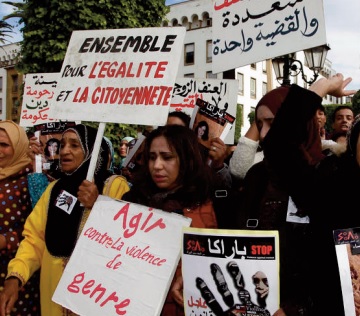 Driss Lachguar : Vivre notre temps et avancer vers l'avenir avec la pleine contribution des femmes qui devraient figurer à la tête des priorités du nouveau modèle de développement Driss Lachguar : Vivre notre temps et avancer vers l'avenir avec la pleine contribution des femmes qui devraient figurer à la tête des priorités du nouveau modèle de développement