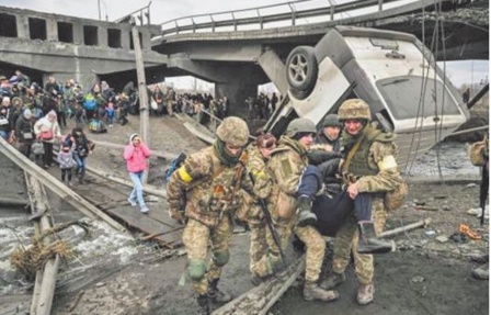 Poutine menace de priver l'Ukraine de son “ statut d'Etat” et compare les sanctions à une “déclaration de guerre ” Poutine menace de priver l'Ukraine de son “ statut d'Etat” et compare les sanctions à une “déclaration de guerre ”