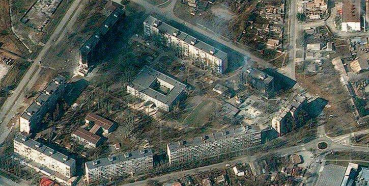 Une école servant de refuge aux Ukrainiens bombardée Une école servant de refuge aux Ukrainiens bombardée