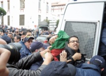 Manifestations à Alger et à Paris contre un 4ème  mandat de Bouteflika