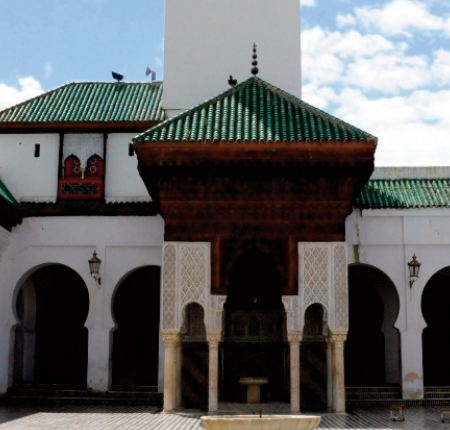 Mosquée Al-Quaraouiyine de Fès: Une œuvre pieuse pour mériter la bénédiction de Dieu Mosquée Al-Quaraouiyine de Fès: Une œuvre pieuse pour mériter la bénédiction de Dieu