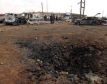 Des roquettes s'abattent sur une piste de l'aéroport de Tripoli