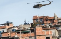 Fief du narcotrafic, la police de Rio s’empare des favelas de Maré