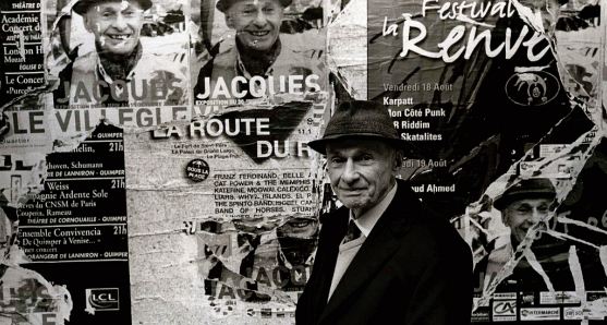 Jacques Villeglé: L'artiste aux affiches lacérées Jacques Villeglé: L'artiste aux affiches lacérées