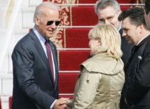 Joe Biden offre l'aide des USA  à l'Ukraine
