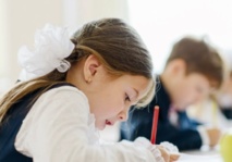 Les filles sont meilleures que les garçons à l'école Les filles sont meilleures que les garçons à l'école