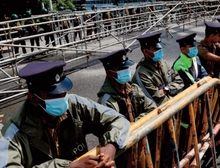 Le Sri Lanka renouvelle l'état d'urgence avant un vote clé