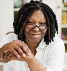 Les grands-parents les plus cool d’Hollywood : Whoopi Goldberg Les grands-parents les plus cool d’Hollywood : Whoopi Goldberg